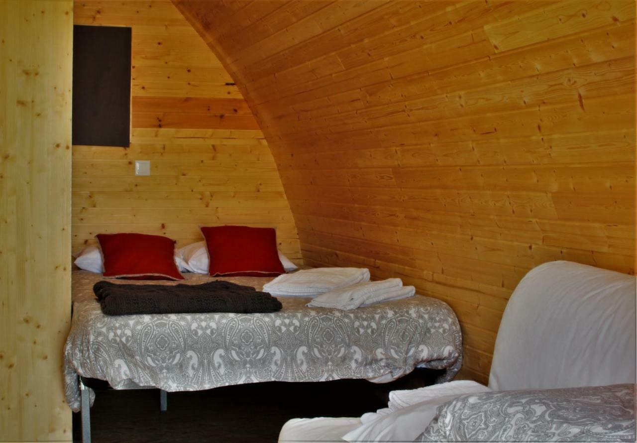 Hotel Glamping Hills Santa Comba de Rossas Esterno foto