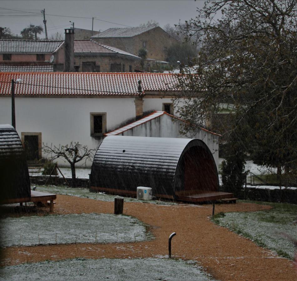 Hotel Glamping Hills Santa Comba de Rossas Esterno foto